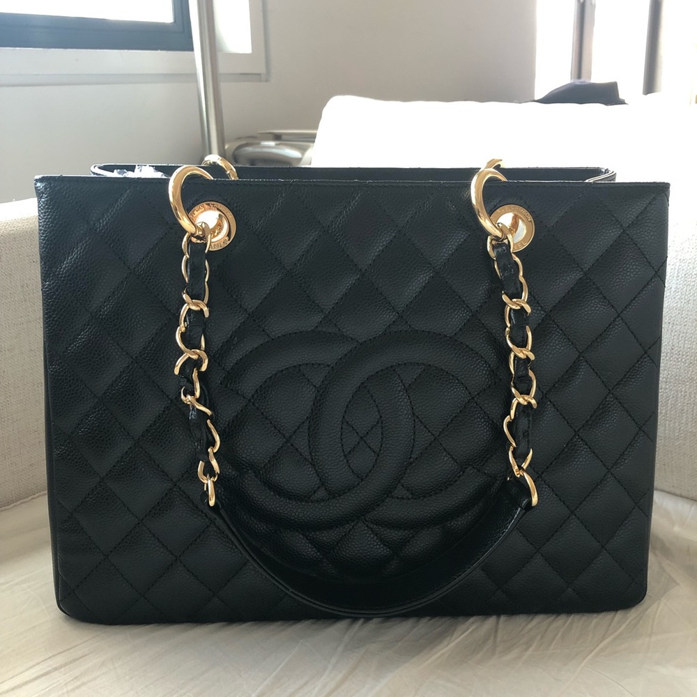 Chanel Grand Shopping Tote GST Excellent